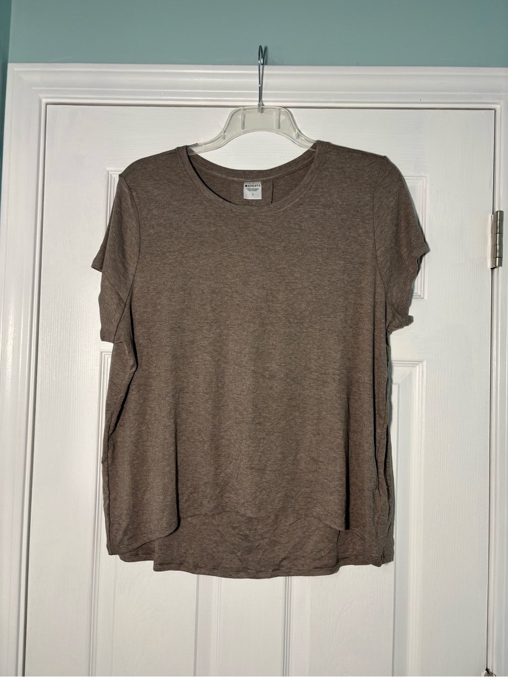 Athleta Taupe Short Sleeve Crewneck Tee